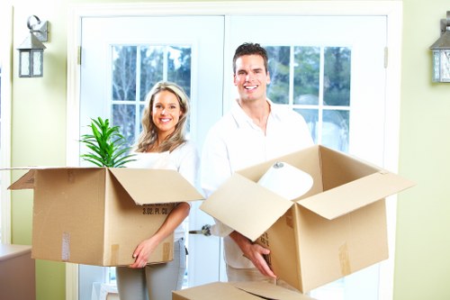 Van loading support for residential moving in North End